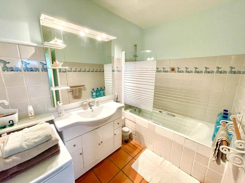 Guadeloupe- Saint-Francois- Residence Anse Des Rochers - Appartement Quart De Villa Etage - Vue Mer- 4 Personnes - Lit Bebe Sur Demande - Citerne Et Wifi Prives -Animaux Ok-Acces Plage Direct -Apnee Bien-Etre Experience Sur Demande Avec Instructeur A Exterior foto